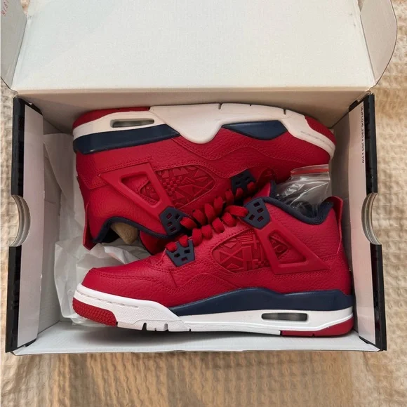 Jordan 4 Retro - Picture 2 of 6